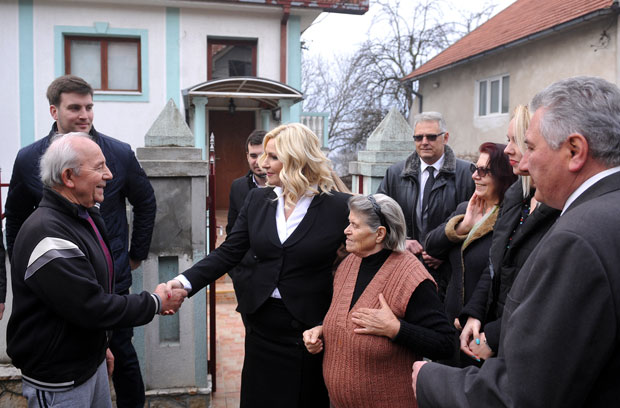 Општине коче легализацију